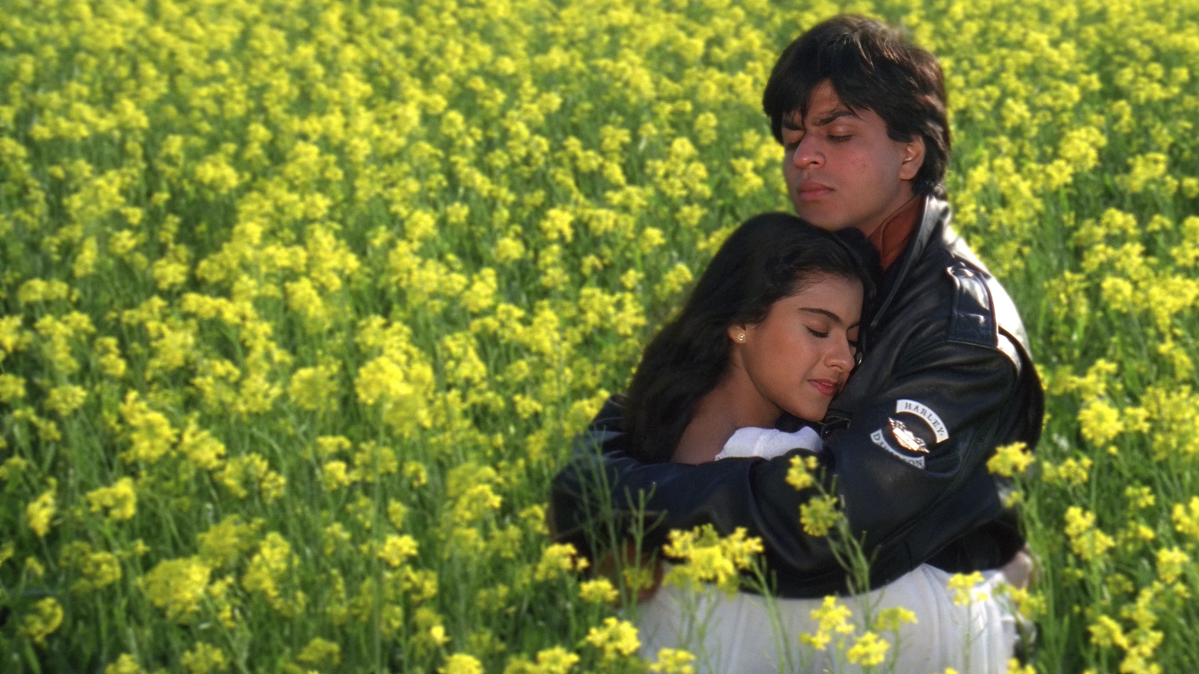 Backdrop for Dilwale Dulhania Le Jayenge